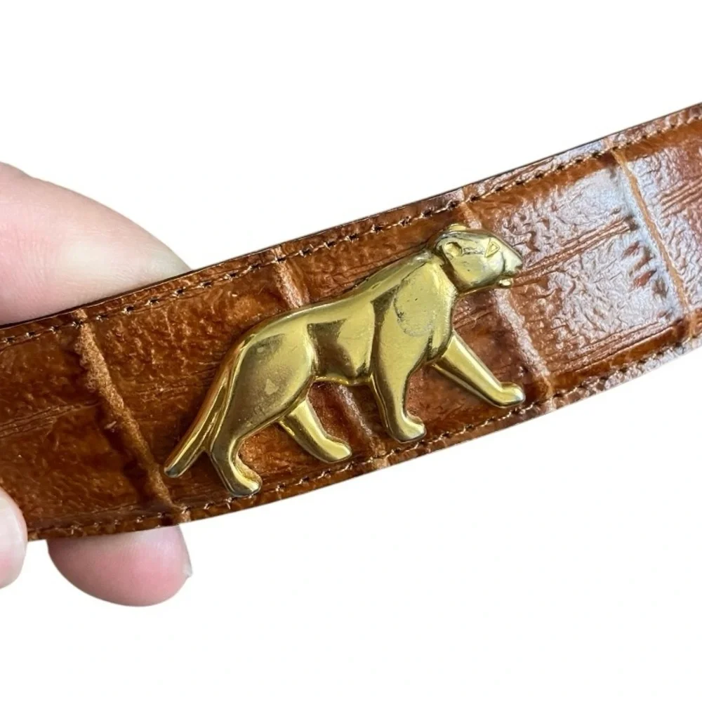Vintage Brown Croc Embossed Leather Ladies Belt Size Large 80’s 90’s eclectic